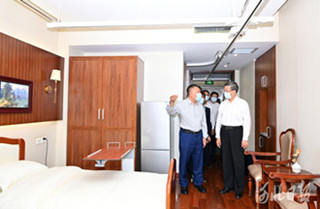 河北省委書(shū)記倪岳峰到燕達(dá)國(guó)際健康城調(diào)研