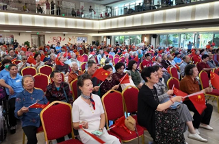 歡歌迎國慶，月滿映中秋 ▏燕達養(yǎng)護中心隆重舉辦雙節(jié)同慶文藝匯演活動